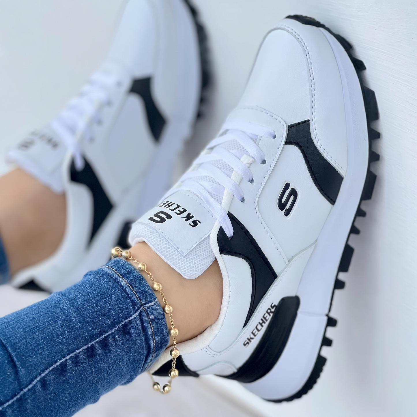 Baskets orthopédiques pour femme RetroFit – 1 acheté, 1 offert